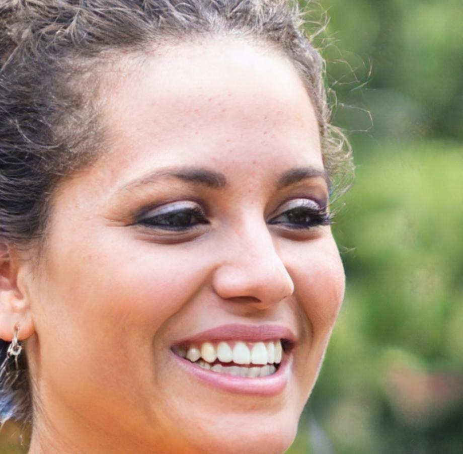 Esperanza Villanueva, Directora de Estrategia Financiera